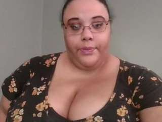 princessjessica35's CamSoda show and profile