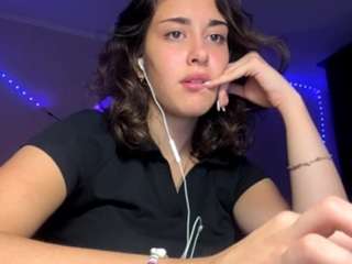 rozellabutrick from CamSoda is Freechat