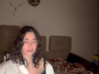 rozellabutrick's CamSoda show and profile