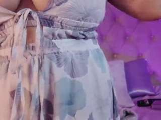 victoria-cherry1 Live Webcam on CamSoda