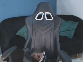 zamira-taylor webcam model