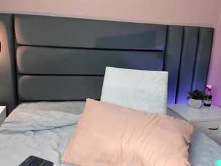 zamira-taylor live cam profile