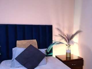 zamira-taylor webcam