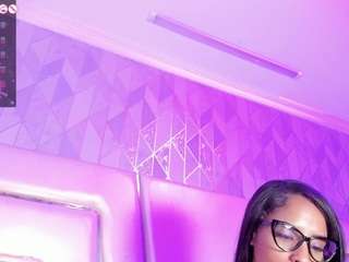 anahisbennett live cam profile