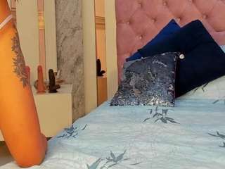 AnahisBennett live cam preview