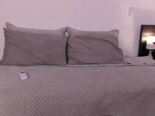 le modèle andreavelasco est en webcam porno dans un show sur le site camsoda, il possède les tags suivants: anal,fingering,tattoos,smoking,small tits,sex toys,ride torso,pov,orgasm,lush,fetish,athletic,drinking,dildo or vibrator,deepthroat,butt plug,brown eyes,body massage,black hair,bdsm