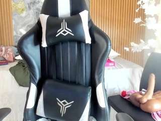 danna38topless Live Webcam on CamSoda