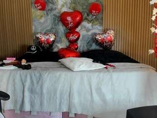 danna38topless webcam