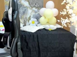 danna38topless webcam