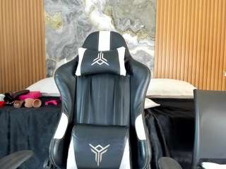 danna38topless webcam