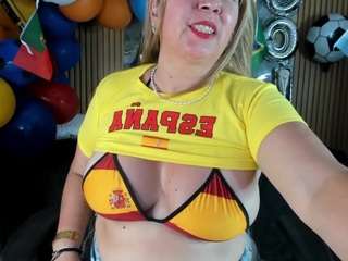 Danna38topless