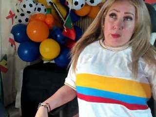 Danna38topless