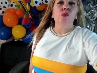 danna38topless