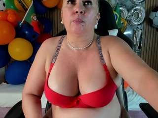 danna38topless