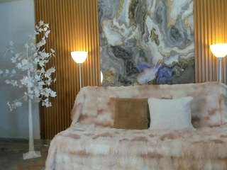 danna38topless live webcam show