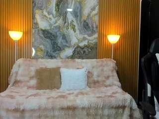 danna38topless's live room
