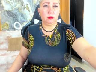Danna38topless live cam