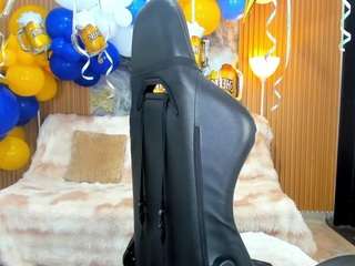 Danna38topless live cam preview