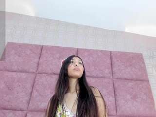  miiia-honey chat room