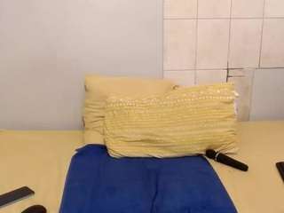 thickassebonyza webcam