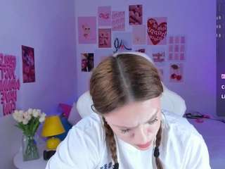 cutiebella18 Live Webcam on CamSoda