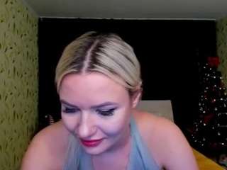 hotlexye Live Webcam on CamSoda