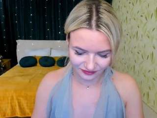 hotlexye Live Webcam on CamSoda