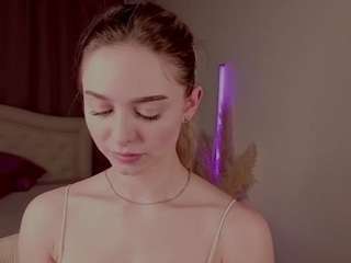 joyce-shinne Live Webcam on {site_name}