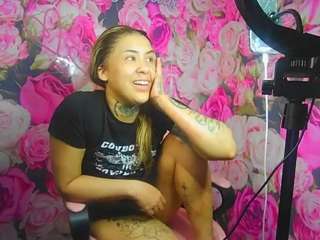 missprettything webcam