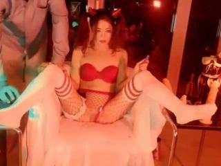 smallestgirlinchat smallestgirlinchat