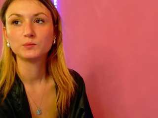 anaayss from CamSoda is Freechat