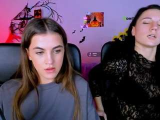 angel-void from CamSoda is Freechat