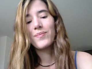 angylovecat from CamSoda is Freechat