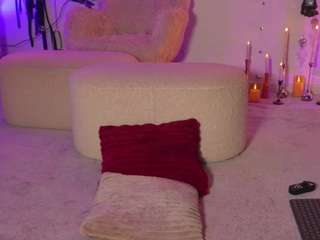curlynatashaa Live Webcam on CamSoda