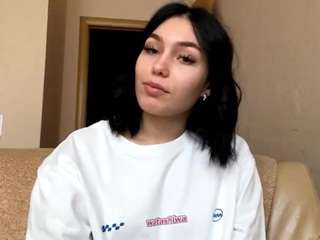 leacecchini from CamSoda is Freechat