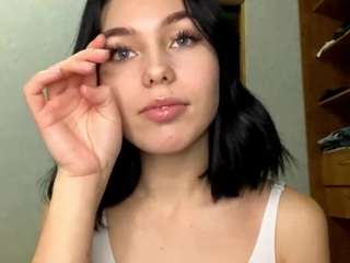 leacecchini from CamSoda is Freechat