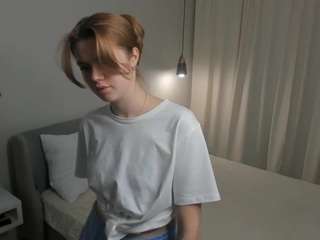 sadyesleva Live Webcam on CamSoda