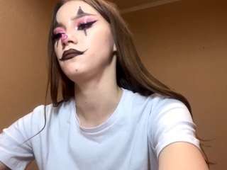 angelklinge from CamSoda is Freechat