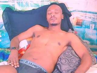 ebonytiger69 from CamSoda