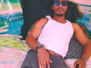 EbonyTiger69 live webcam on Soda Cams