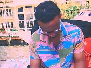 EbonyTiger69