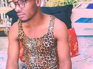 EbonyTiger69