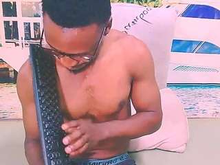 EbonyTiger69