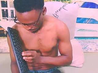 EbonyTiger69