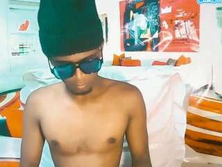 indianthuggin live webcam show