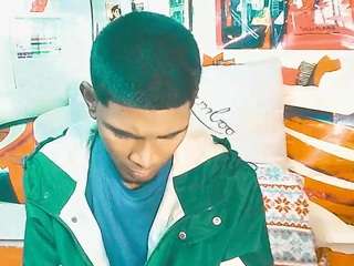 indianthuggin live webcam show
