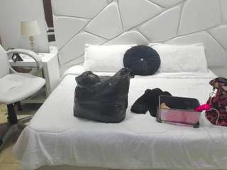 natashakiim Big tits live webcam