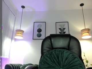 natashakiim live webcam show