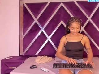  angelkyraasm chat room