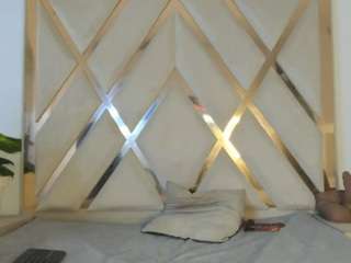 angelkyraasm live webcam show
